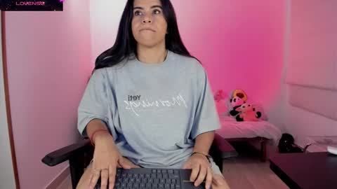 Snapshot of biancastrongg chatting on 10.26.25 Biancastrong.. IGThebiancastrong online show from 10.26.25