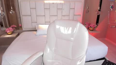 Snapshot of biancax_ chatting on 11.27.25 Hi Im Bianca online show from 11.27.25