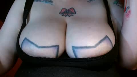 Snapshot of bianka_star_ chatting on 01.09.25 bianca online show from 01.09.25