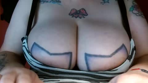 Snapshot of bianka_star_ chatting on 03.12.25 bianca online show from 03.12.25