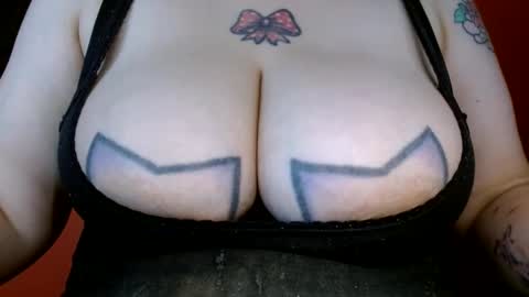 Snapshot of bianka_star_ chatting on 09.13.25 bianca online show from 09.13.25