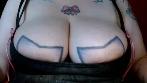 Snapshot of bianka_star_ chatting on 09.16.25 bianca online show from 09.16.25