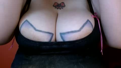 Snapshot of bianka_star_ chatting on 10.14.25 bianca online show from 10.14.25