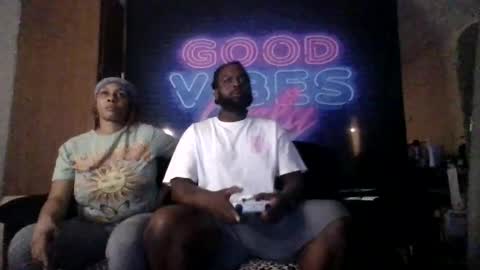 Snapshot of big6lacksteak chatting on 01.08.26 thatcoupledawg online show from 01.08.26