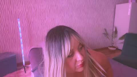 Eva online show from 09.18.25