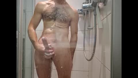 Snapshot of big_cock_fuckvon chatting on 12.05.24 Tim online show from 12.05.24