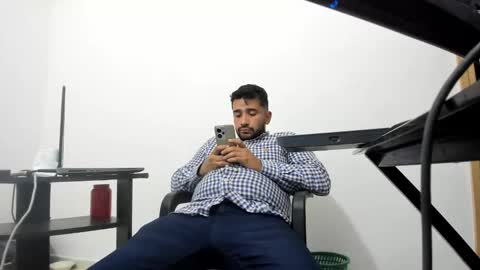 Snapshot of big_dad69 chatting on 01.15.26 Tommy online show from 01.15.26