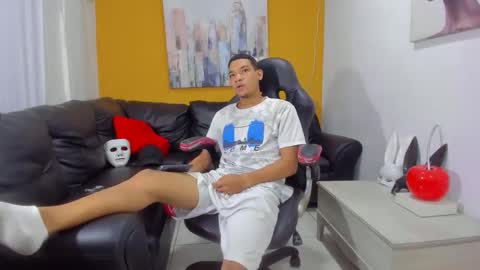 big_jhoonss_ online show from 10.15.25