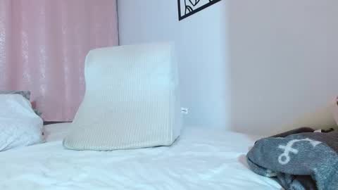 Snapshot of big_valentinhunk chatting on 02.22.25 Big valentinHunk online show from 02.22.25