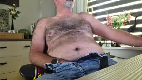 Snapshot of bigbibear88 chatting on 06.30.26 bigbibear88 online show from 06.30.26