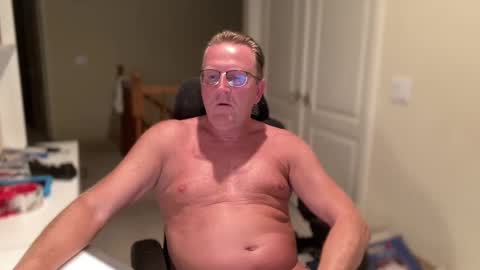 Snapshot of bigblondviking chatting on 10.07.25 bigblondviking online show from 10.07.25