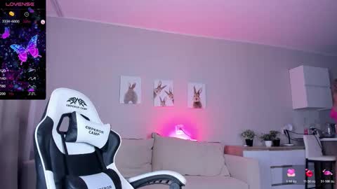 Alise online show from 12.19.25