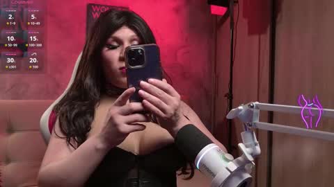 Snapshot of bigboottyxxx chatting on 02.01.26 kyra Moor online show from 02.01.26