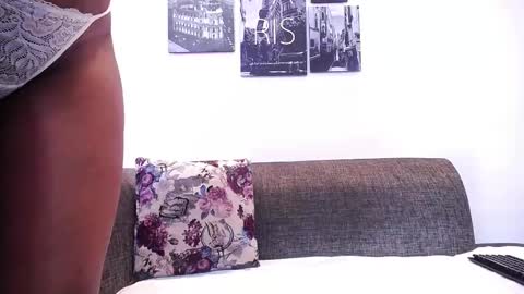 Snapshot of bigbootymommyy chatting on 12.05.25 bigbootymommyy online show from 12.05.25