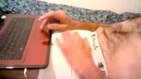 Snapshot of bigboygavin chatting on 11.04.25 bigboygavin online show from 11.04.25