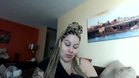 Snapshot of bigbreastsabrina chatting on 12.06.24 BIG BREAST SABRINA online show from 12.06.24
