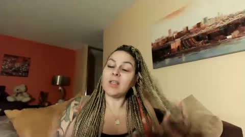 Snapshot of bigbreastsabrina chatting on 12.30.24 BIG BREAST SABRINA online show from 12.30.24