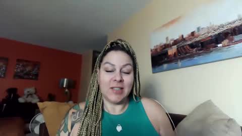 Snapshot of bigbreastsabrina chatting on 01.02.25 BIG BREAST SABRINA online show from 01.02.25