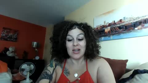 Snapshot of bigbreastsabrina chatting on 03.12.25 BIG BREAST SABRINA online show from 03.12.25