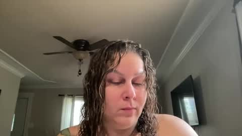 Snapshot of bigbreastsabrina chatting on 09.22.25 BIG BREAST SABRINA online show from 09.22.25