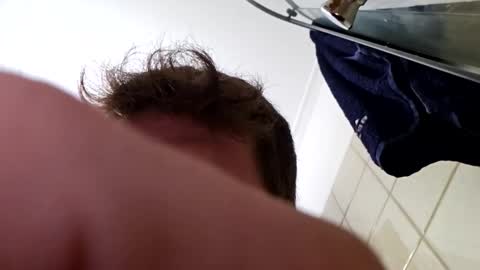 Snapshot of bigcaramel18 chatting on 10.11.25 bigcaramel18 online show from 10.11.25