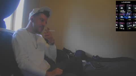 Jon - Im Straight online show from 11.12.25