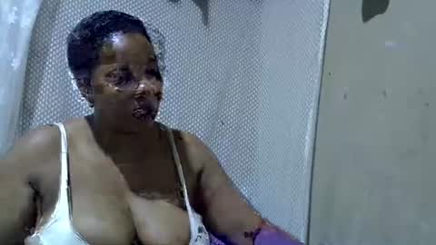 Snapshot of bigclit_wethairypus chatting on 06.30.26 bigclit_wethairypus online show from 06.30.26