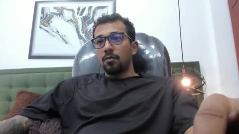 Snapshot of bigcock_hair chatting on 02.11.26 bigcock_hair online show from 02.11.26