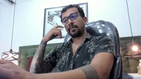 Snapshot of bigcock_hair chatting on 02.19.26 bigcock_hair online show from 02.19.26