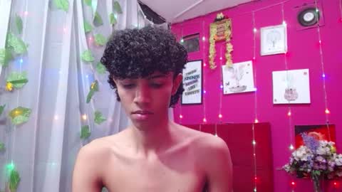 Snapshot of bigcock_sexys chatting on 02.21.26 bigcock_sexys online show from 02.21.26