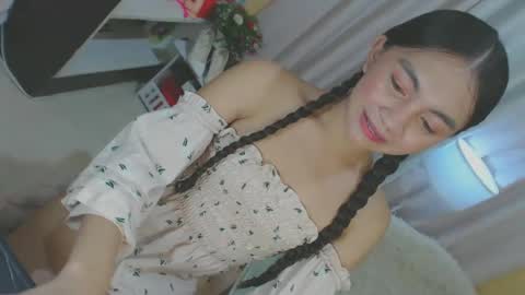 Snapshot of bigcock_yeng chatting on 12.11.24 Yeng online show from 12.11.24