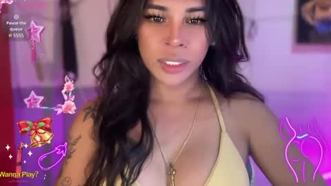 Snapshot of bigcockamanda23 chatting on 12.14.24 queen amanda online show from 12.14.24