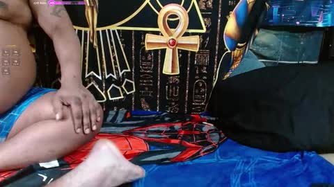 Bigd Pleasure House online show from 10.17.25