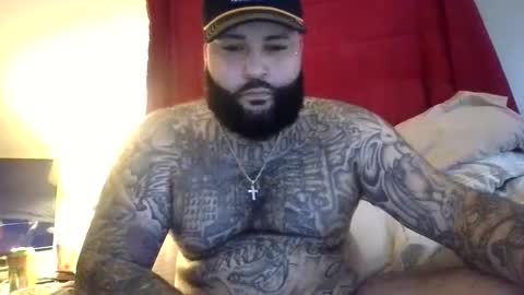 Snapshot of bigdickrican94 chatting on 01.29.25 bigdickrican94 online show from 01.29.25