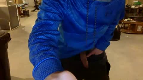 Snapshot of bigdickshowoff9877 chatting on 02.17.25 Bigdickshowoff9877 online show from 02.17.25