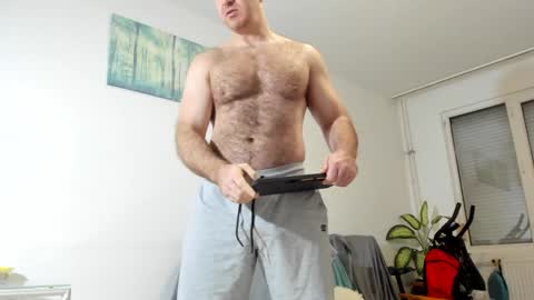 Snapshot of bigdudex chatting on 01.14.25 bigdudex online show from 01.14.25