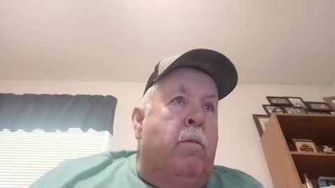 Snapshot of bigeoo76 chatting on 06.27.26 bigeoo76 online show from 06.27.26
