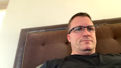 bigger22332233 online show from 12.31.24