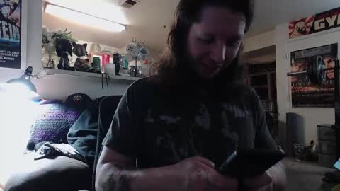 biggerisbetter21 online show from 11.12.25