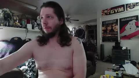 biggerisbetter21 online show from 12.22.25