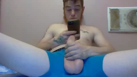 Snapshot of biggingerdick04 chatting on 11.25.25 biggingerdick04 online show from 11.25.25