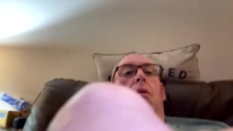 Snapshot of biggloves4bighands chatting on 11.09.25 biggloves4bighands online show from 11.09.25