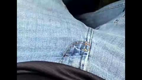 Snapshot of biggpappy69 chatting on 12.17.25 biggpappy69 online show from 12.17.25