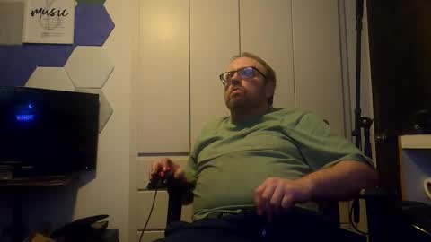 Snapshot of biggydee8989 chatting on 12.20.25 biggydee8989 online show from 12.20.25