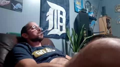 Snapshot of bigkandykane6969 chatting on 10.28.25 bigkandykane6969 online show from 10.28.25