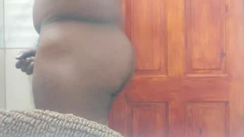 Snapshot of bigkn0ts chatting on 02.24.25 bigkn0ts online show from 02.24.25