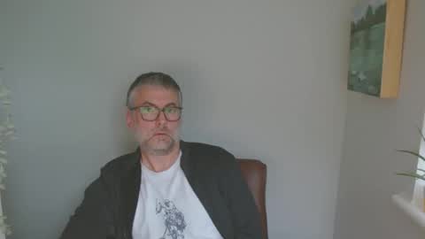 Snapshot of biglegs1234 chatting on 11.10.25 biglegs1234 online show from 11.10.25