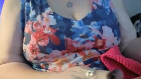 Big Mari online show from 10.30.25