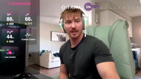 Snapshot of bigmcr1 chatting on 11.08.25 Nick Barker online show from 11.08.25