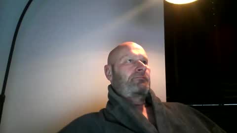 Snapshot of bigmike3339 chatting on 12.04.24 bigmike3339 online show from 12.04.24